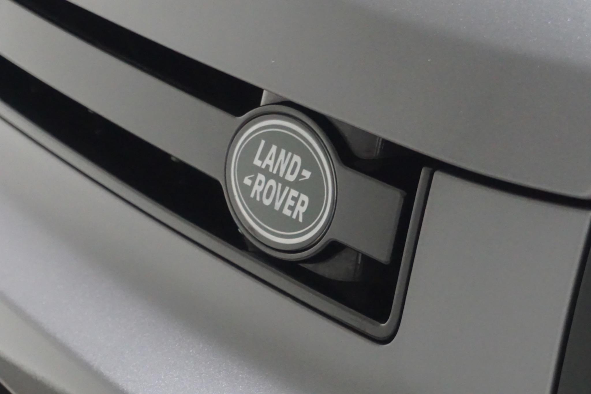 Land Rover Defender 110 3.0 D250 MHEV Hard Top SUV Auto 4WD MWB Euro 6 (s/s) 5dr